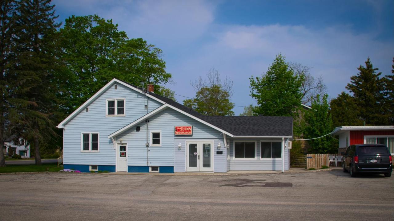 Maple Leaf Inn & Suites Kincardine Exterior photo